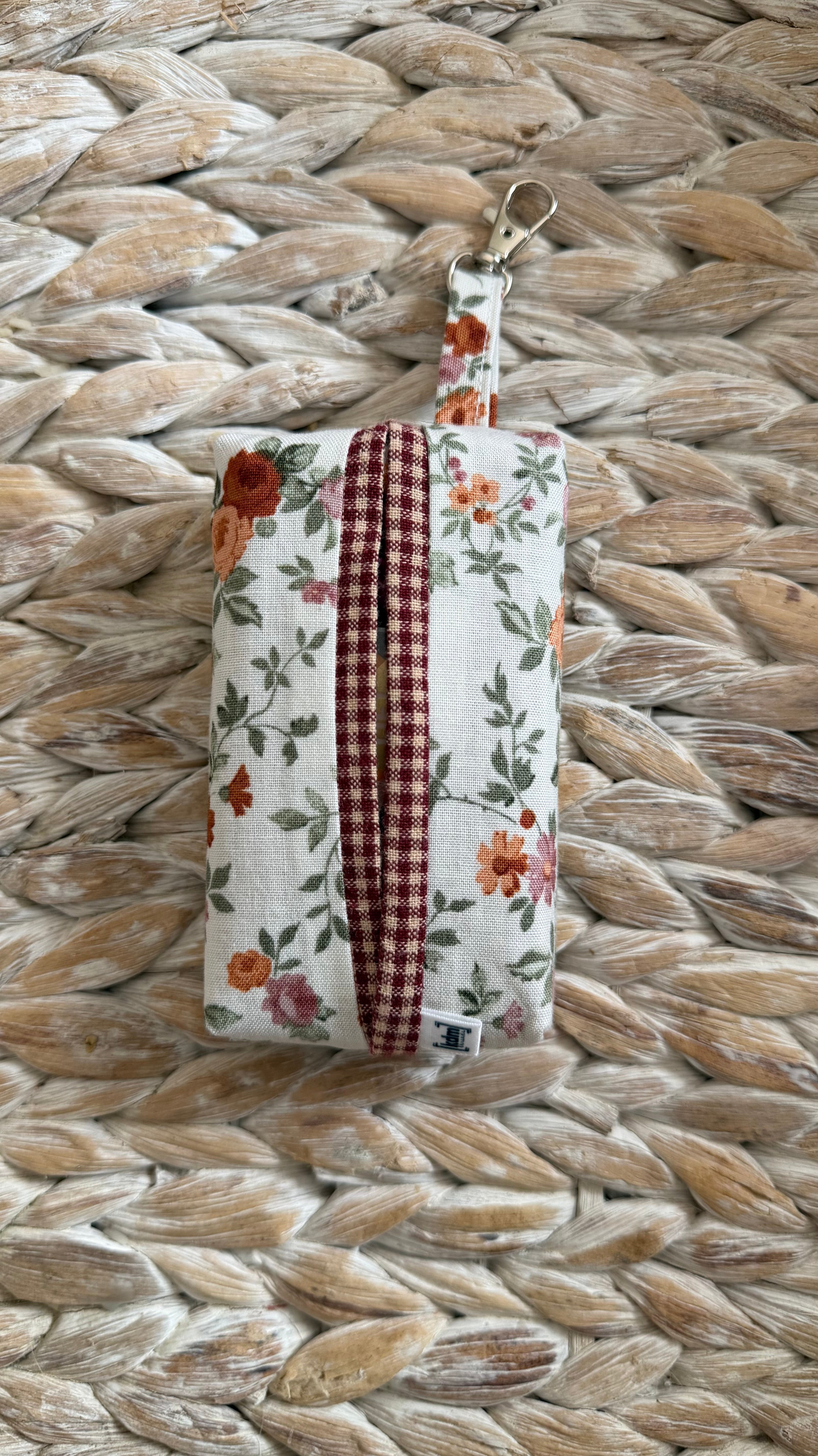 Keychain Tissue Holder