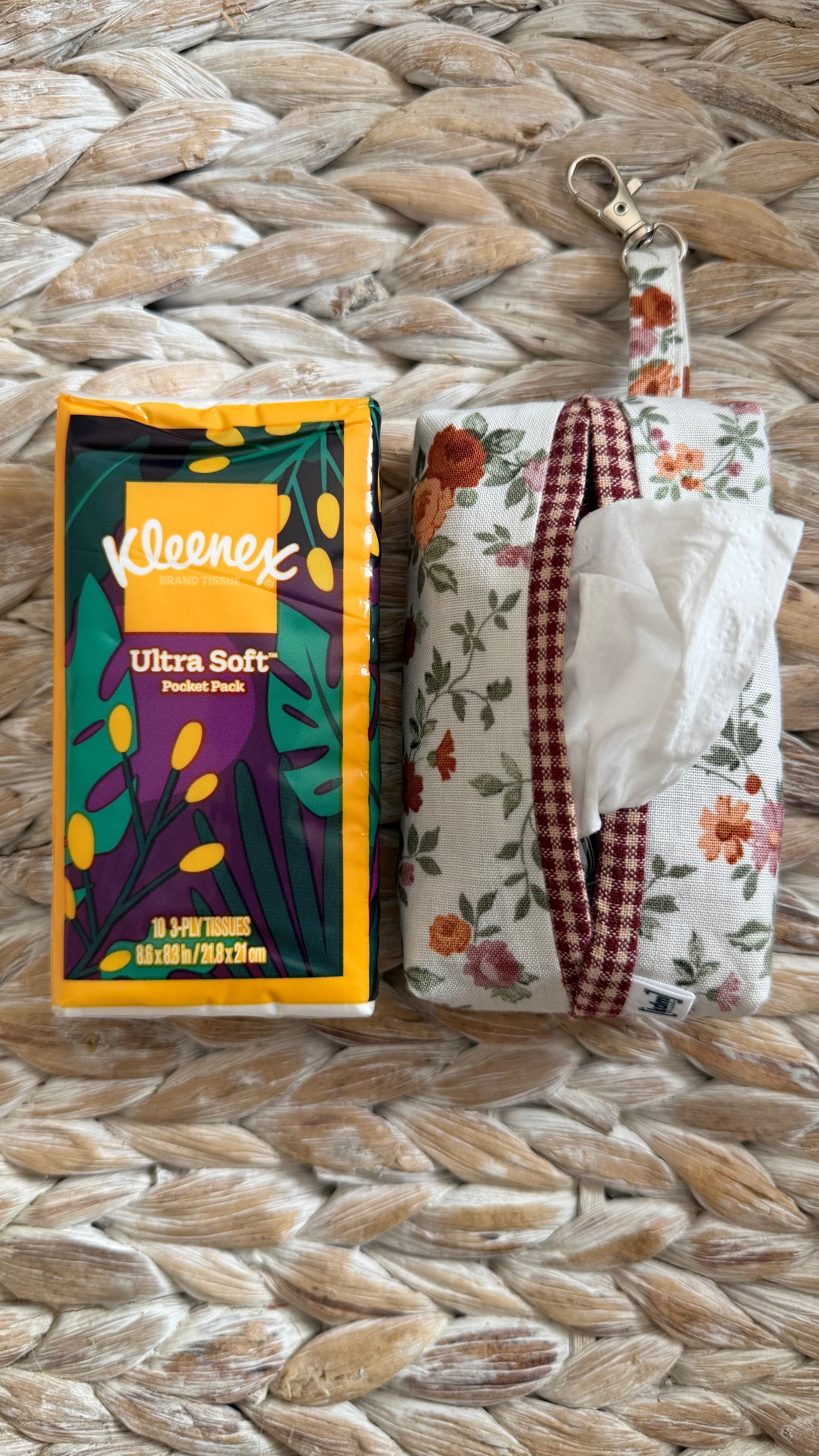 Keychain Tissue Holder